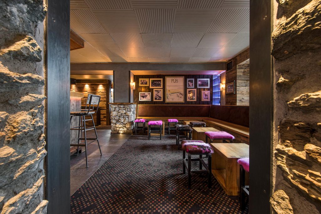 Pub-Mont-Fort-7